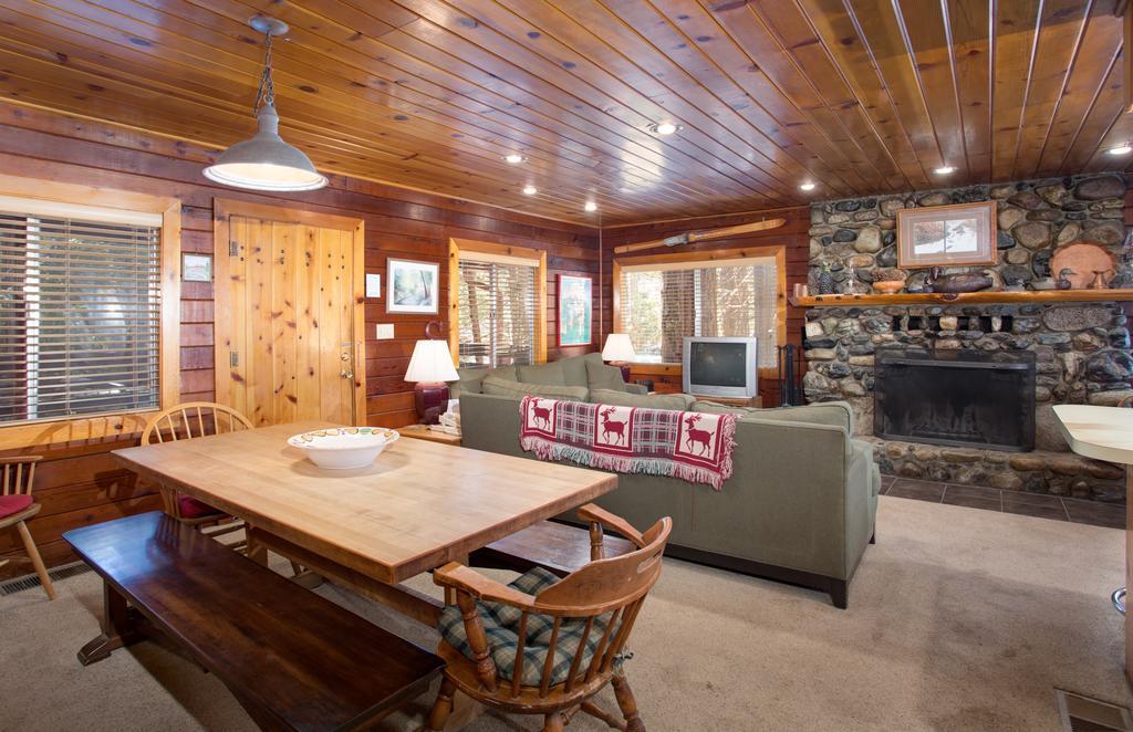 70 Simmons Den Villa วาโวนา ภายนอก รูปภาพ